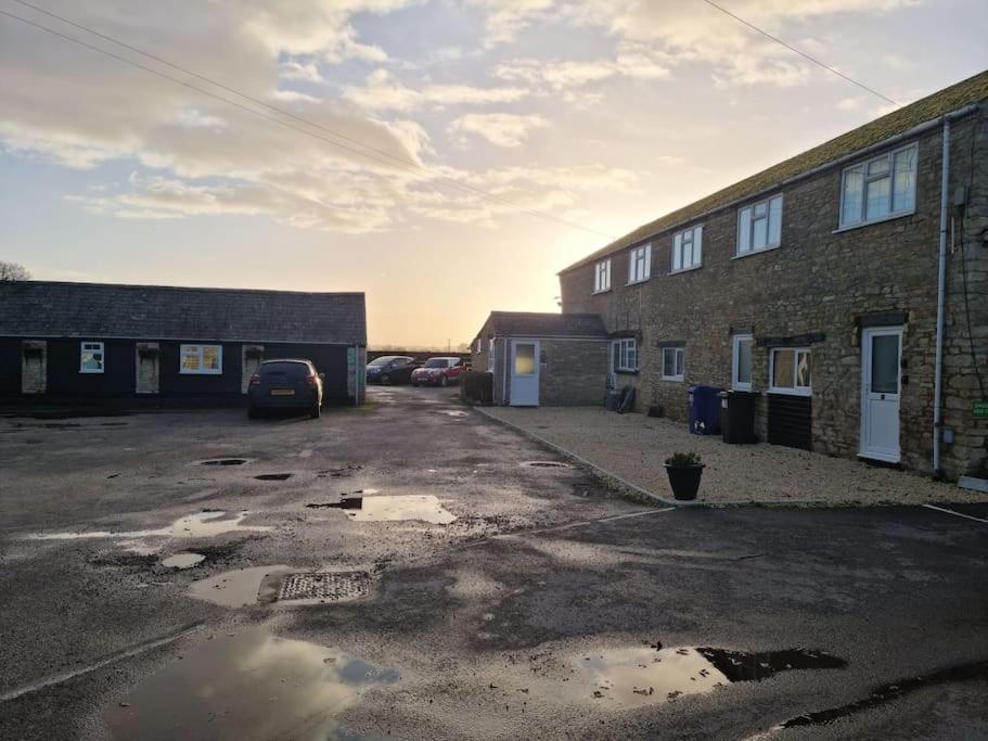 Flamingos Nest Oxford Countryside Apartment Oxford - Bicester Village - Blenheim Palace - Wifi- Free Parking Exteriör bild