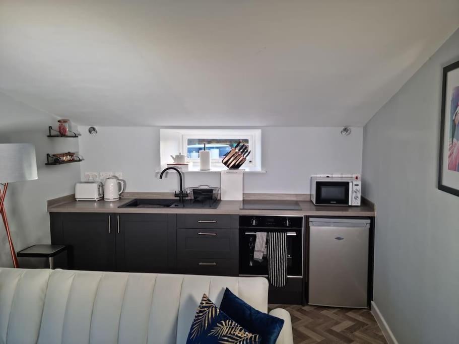 Flamingos Nest Oxford Countryside Apartment Oxford - Bicester Village - Blenheim Palace - Wifi- Free Parking Exteriör bild